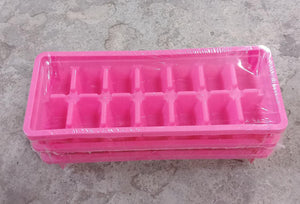 Set of ice cube trays for freezer, durable and practical.