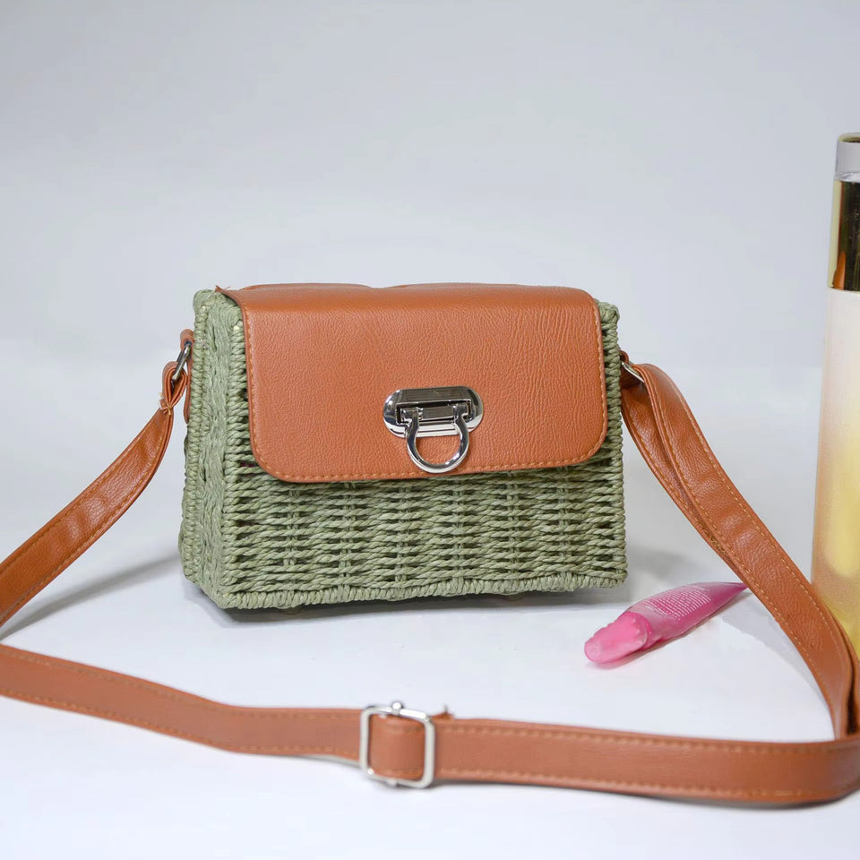 2025G  Handwoven Straw Bag - Compact and stylish