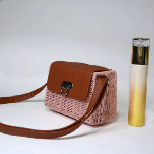 2025G  Handwoven Straw Bag - Compact and stylish
